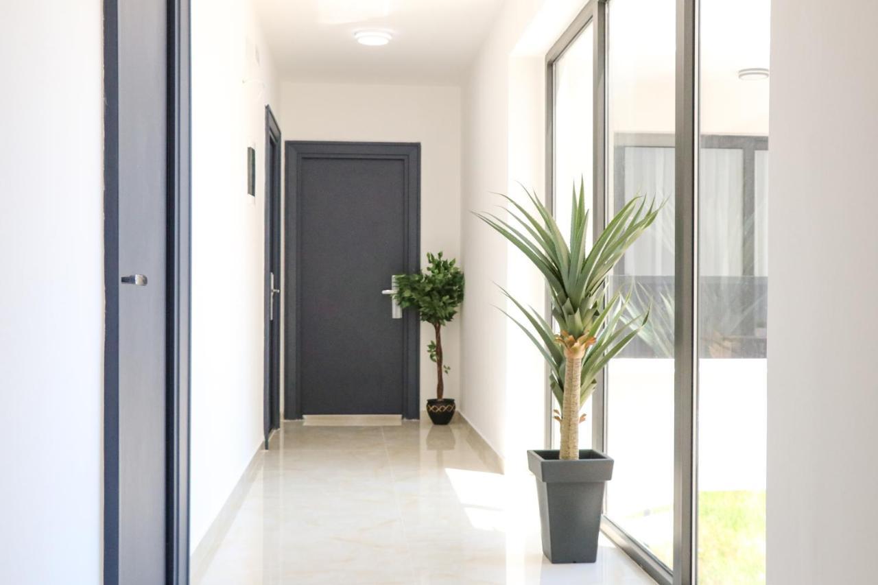 Xelent Hotel Ulcinj Eksteriør billede